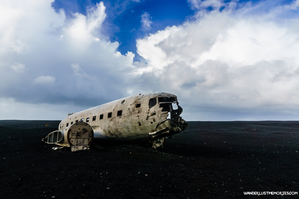 20 lugares únicos de Islandia avion dc-3