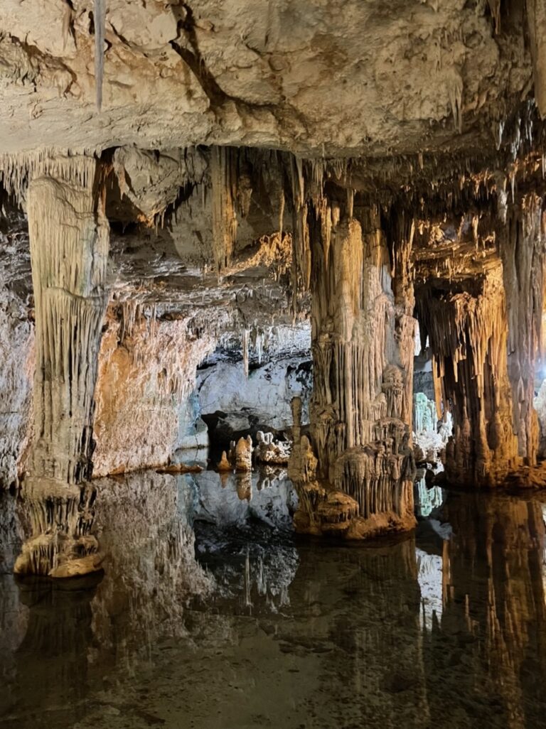 Gruta de Neptuno: visita e historia Gruta de .neptuno